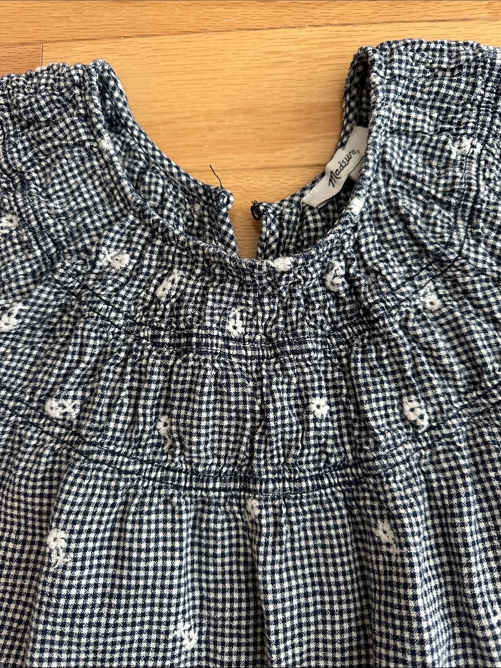 Madewell black and white blouse with Daisy Embroidery - size M - Picture 3 of 5